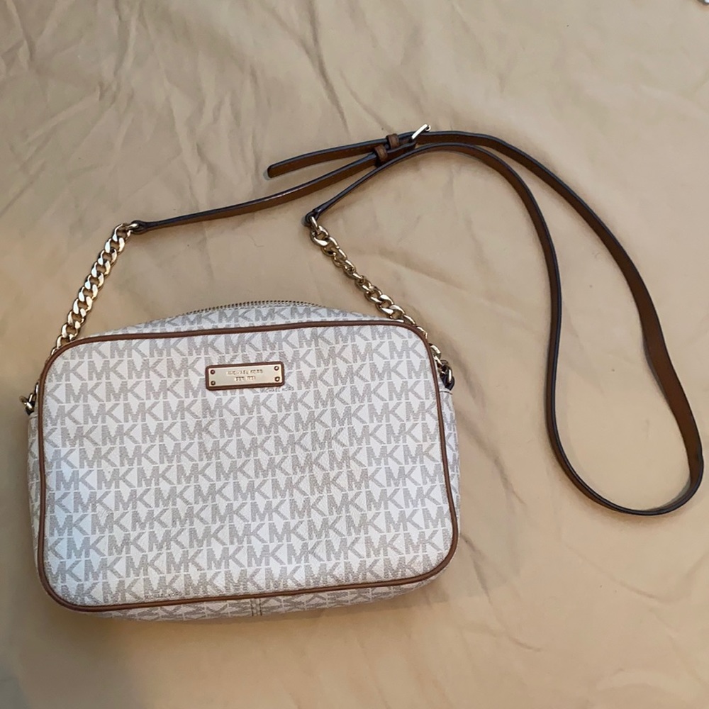 Micheal Kors over the shoulder white bag
